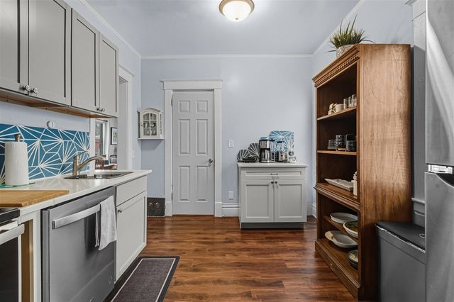 807 W Vine Street, Kalamazoo, MI 49008