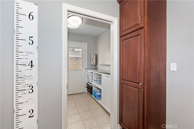 2060 10th, La Verne, CA 91750