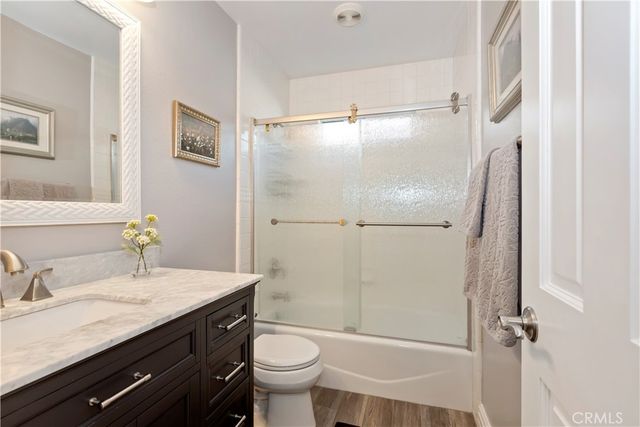 2060 10th, La Verne, CA 91750