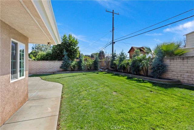 2060 10th, La Verne, CA 91750