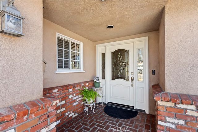 2060 10th, La Verne, CA 91750