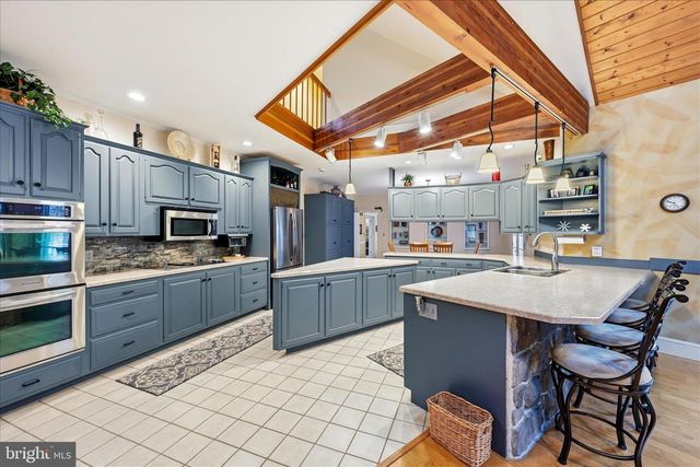 295 DOGWOOD DR, Elizabethtown, PA 17022