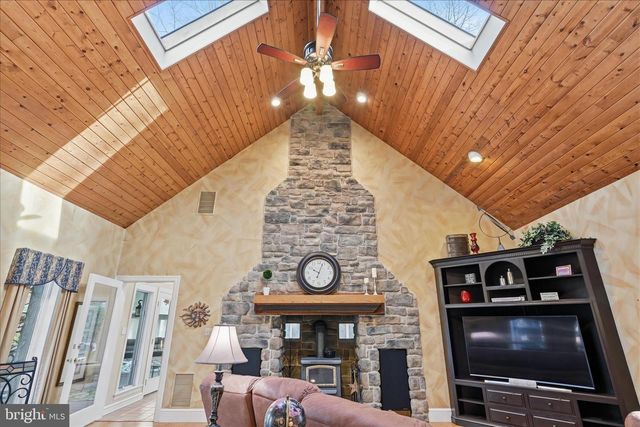 295 DOGWOOD DR, Elizabethtown, PA 17022