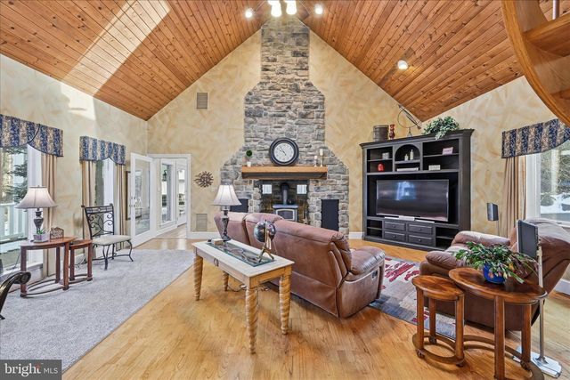 295 DOGWOOD DR, Elizabethtown, PA 17022