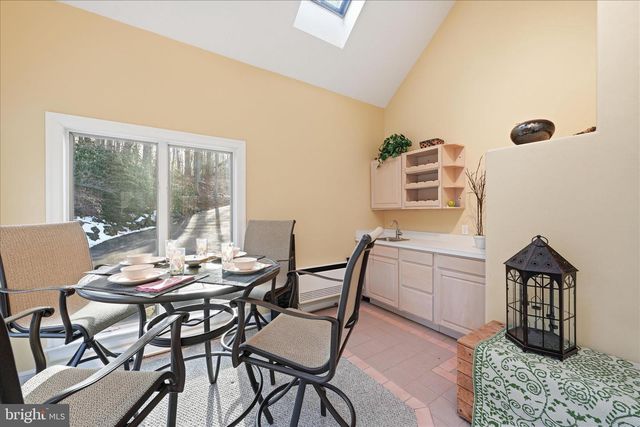 295 DOGWOOD DR, Elizabethtown, PA 17022