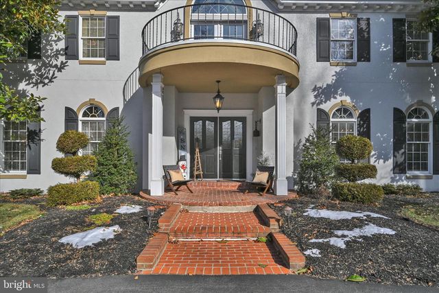 295 DOGWOOD DR, Elizabethtown, PA 17022