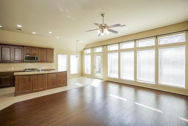 2910 Fair Chase Dr, Katy, TX 77494