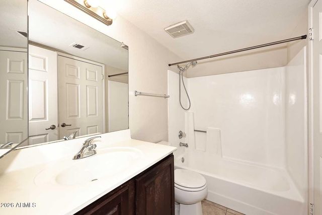 1720 E THUNDERBIRD Road 2050, Phoenix, AZ 85022