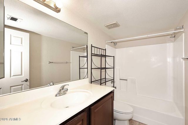 1720 E THUNDERBIRD Road 2050, Phoenix, AZ 85022