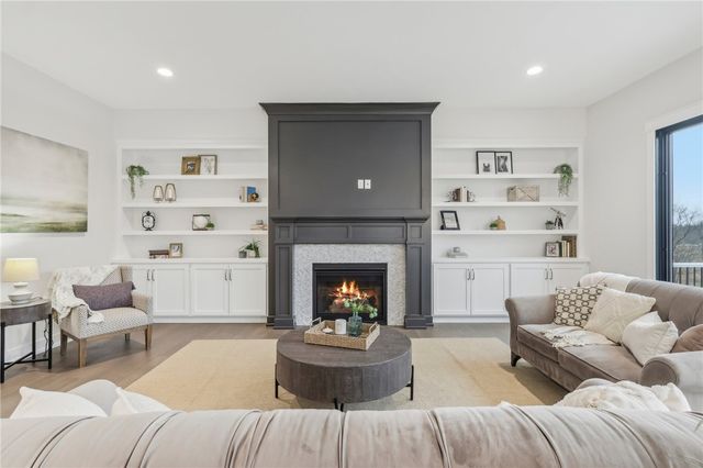 104 Amaryllis Ln, Marshall, PA 15005