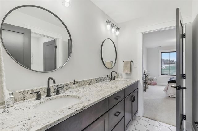 104 Amaryllis Ln, Marshall, PA 15005