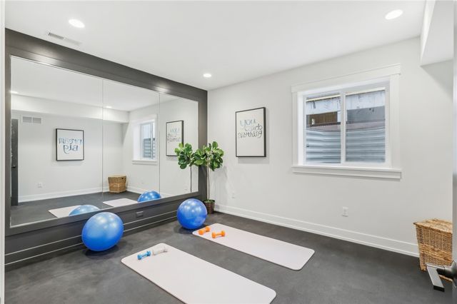 104 Amaryllis Ln, Marshall, PA 15005