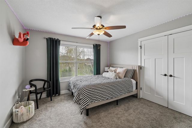 16858 Verona Hills Drive, Clive, IA 50325