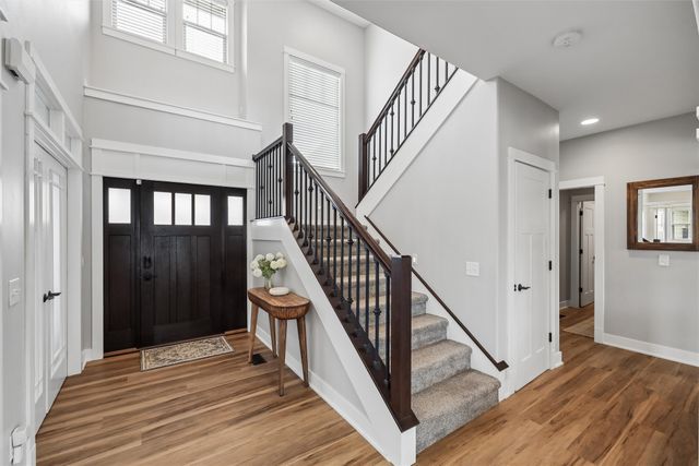 16858 Verona Hills Drive, Clive, IA 50325