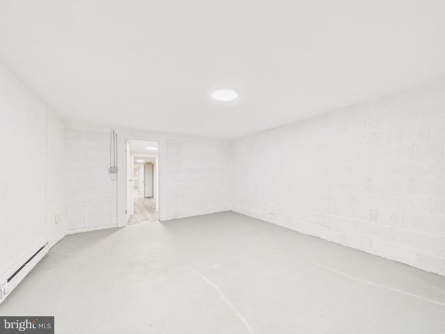 150 W PENN ST, Carlisle, PA 17013