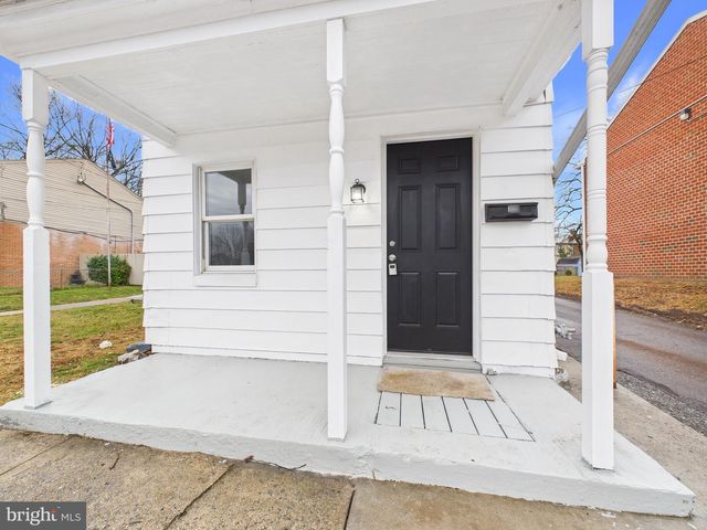 150 W PENN ST, Carlisle, PA 17013