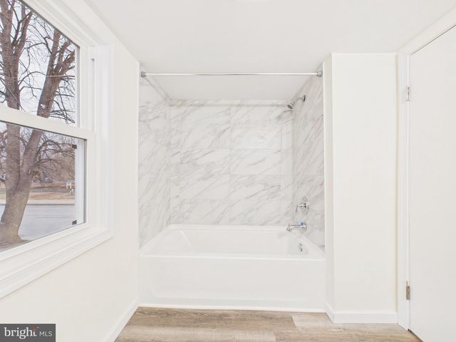 150 W PENN ST, Carlisle, PA 17013