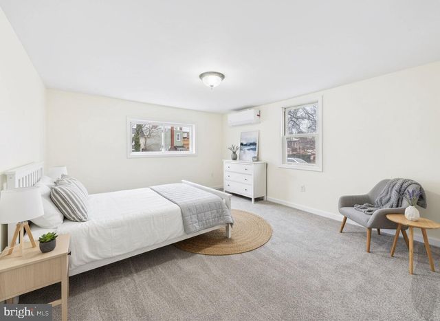 150 W PENN ST, Carlisle, PA 17013