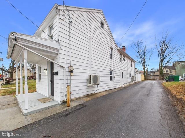 150 W PENN ST, Carlisle, PA 17013