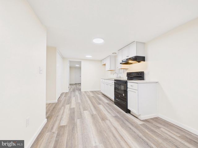 150 W PENN ST, Carlisle, PA 17013