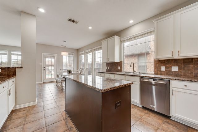 2356 Crestridge Drive, Little Elm, TX 75068