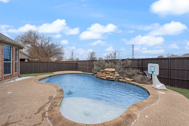 2356 Crestridge Drive, Little Elm, TX 75068
