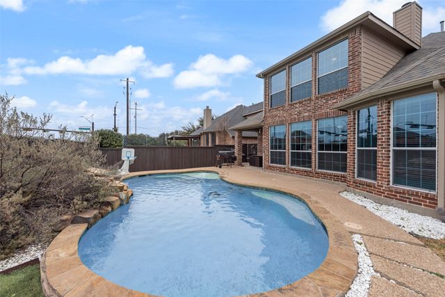 2356 Crestridge Drive, Little Elm, TX 75068