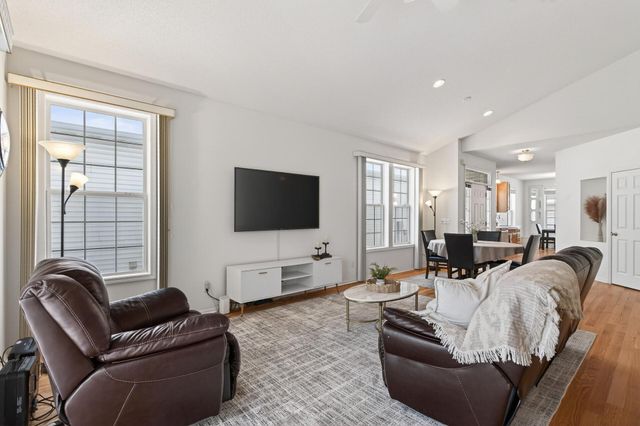 17475 90th Avenue N, Maple Grove, MN 55311