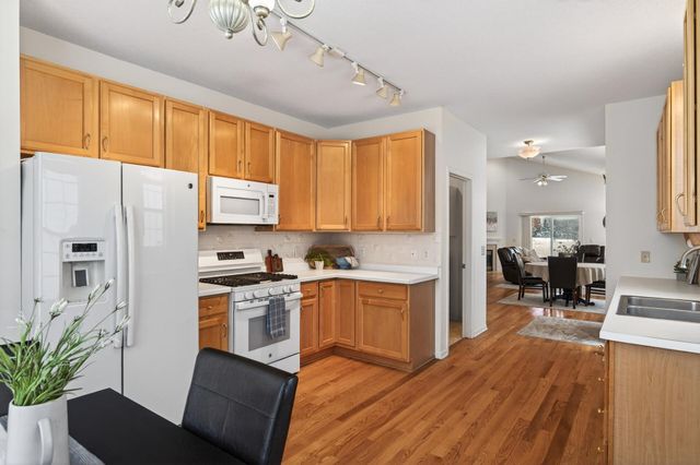 17475 90th Avenue N, Maple Grove, MN 55311