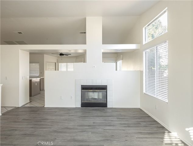 45405 Carrie Lane, La Quinta, CA 92253