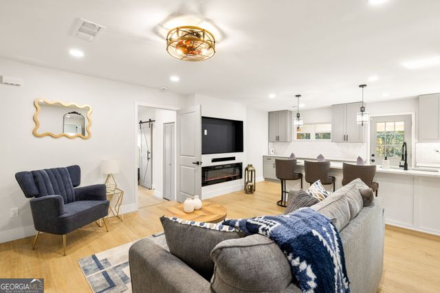 2633 Yale Terrace, Decatur, GA 30032