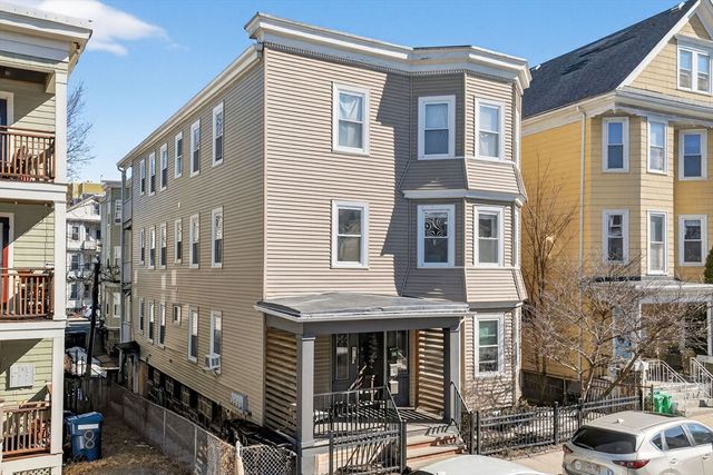 12 Woodlawn St 2, Boston, MA 02130