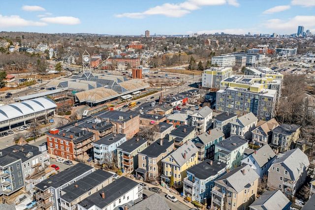 12 Woodlawn St 2, Boston, MA 02130