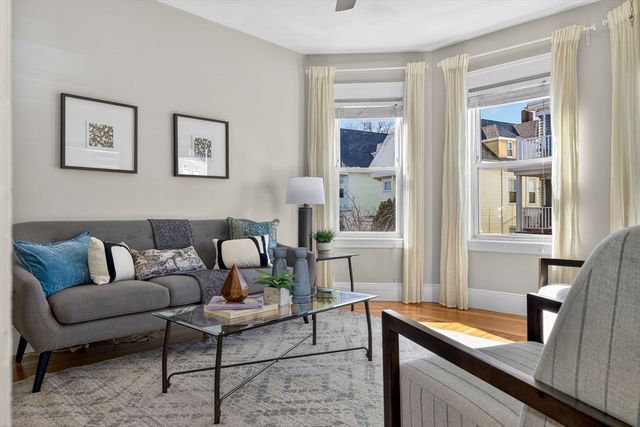 12 Woodlawn St 2, Boston, MA 02130