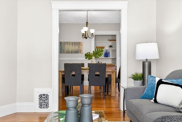 12 Woodlawn St 2, Boston, MA 02130