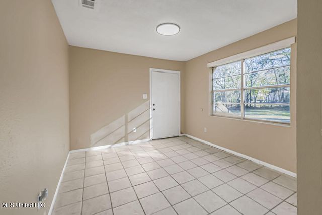 4718 Jackson Avenue, Moss Point, MS 39563