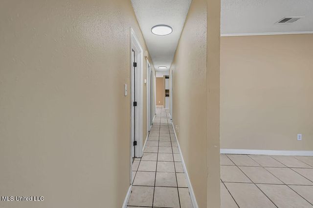 4718 Jackson Avenue, Moss Point, MS 39563