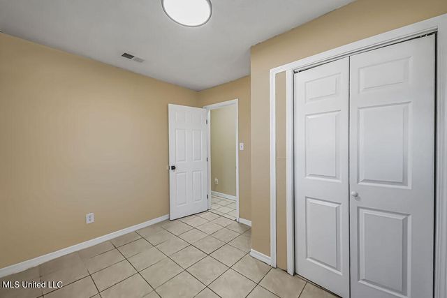 4718 Jackson Avenue, Moss Point, MS 39563