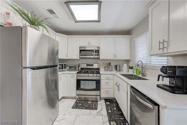 6701 Chehalis Circle, Las Vegas, NV 89107