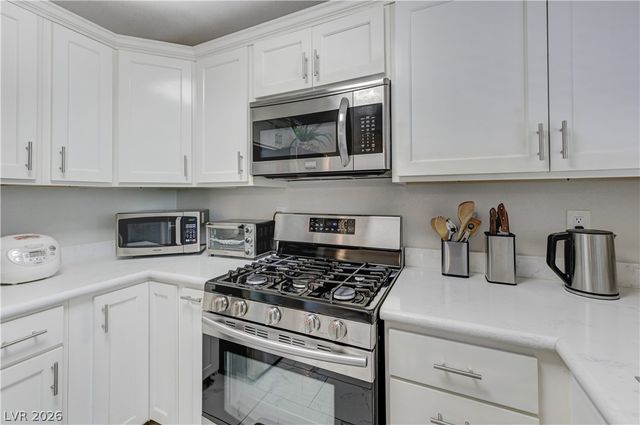 6701 Chehalis Circle, Las Vegas, NV 89107