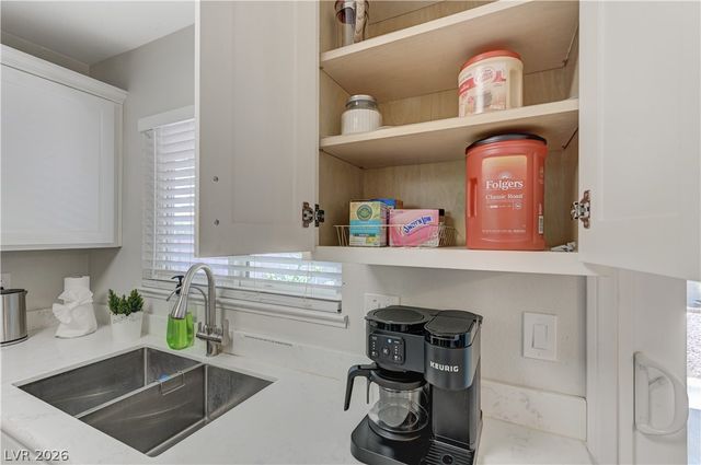 6701 Chehalis Circle, Las Vegas, NV 89107