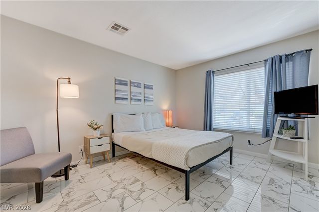6701 Chehalis Circle, Las Vegas, NV 89107