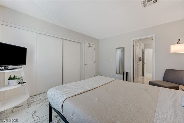 6701 Chehalis Circle, Las Vegas, NV 89107