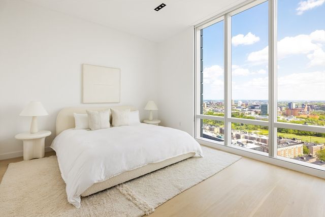 188 Brookline Ave 29B, Boston, MA 02215