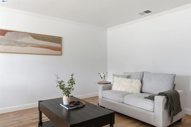 34704 Locke Ave, Fremont, CA 94555