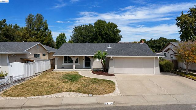 34704 Locke Ave, Fremont, CA 94555