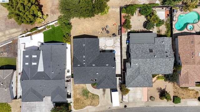 34704 Locke Ave, Fremont, CA 94555