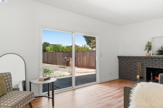 34704 Locke Ave, Fremont, CA 94555