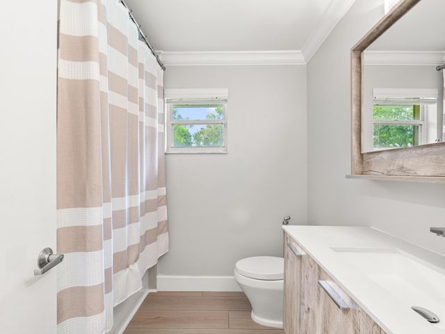 833 Heron Road, Weston, FL 33326