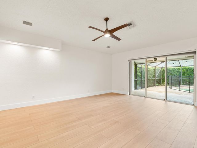 833 Heron Road, Weston, FL 33326